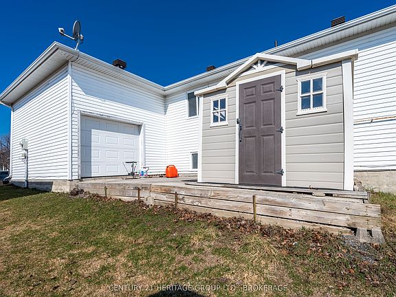 4th image of 79 Speers Blvd