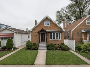 5255 S Meade Ave, Chicago, IL 60638