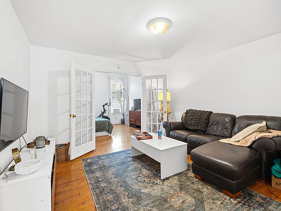 3rd image of 275 7th St APT 1