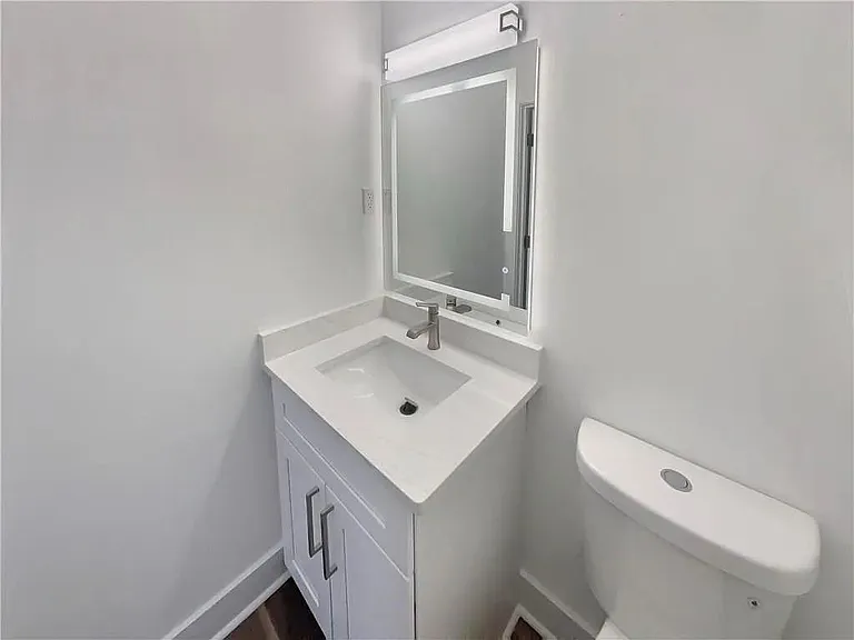 4410 Idlewood Ln — Photo 11