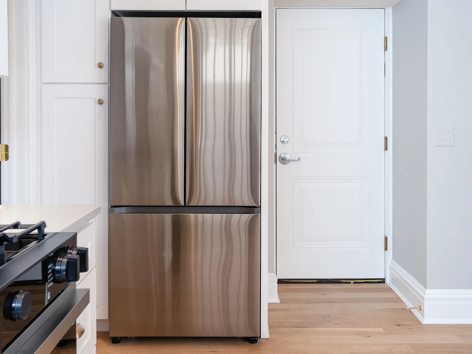 1 bed, 1000 sqft, $2,500 — Photo 4