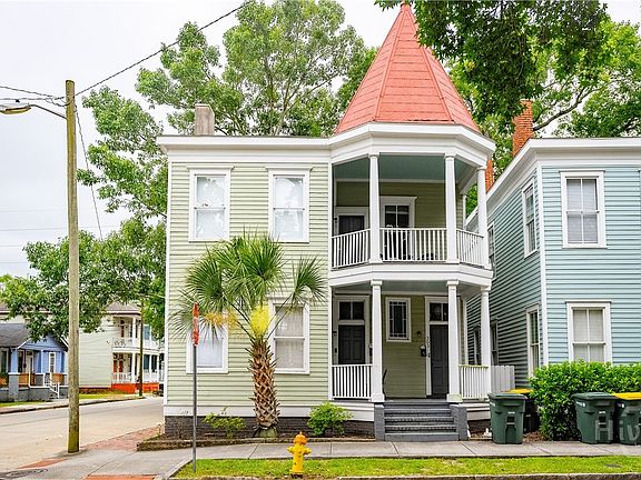 3rd image of 213-219, 301-312 W 31st Street
