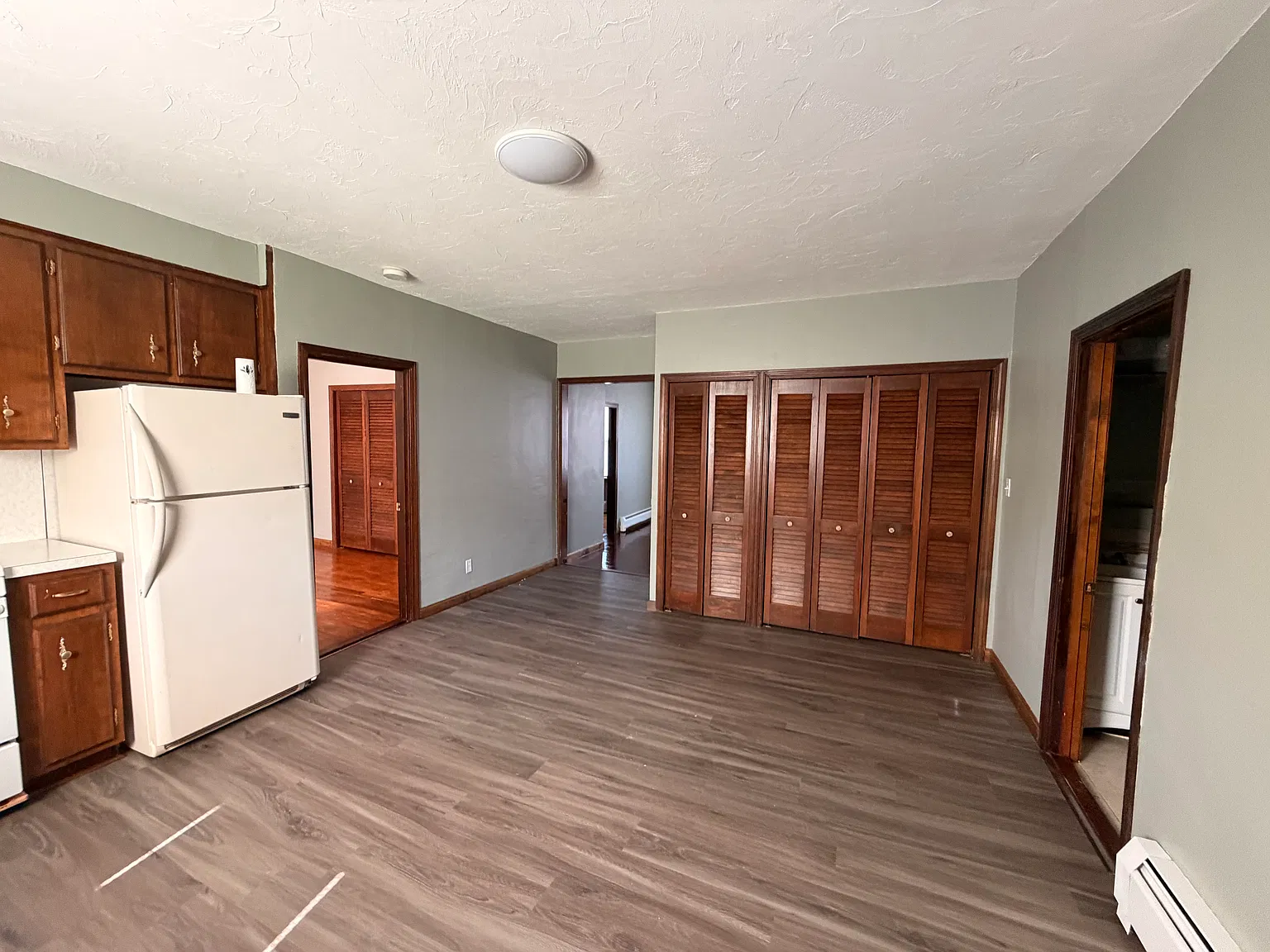 2 bed, 1.0 bath, $1,650 — Photo 2