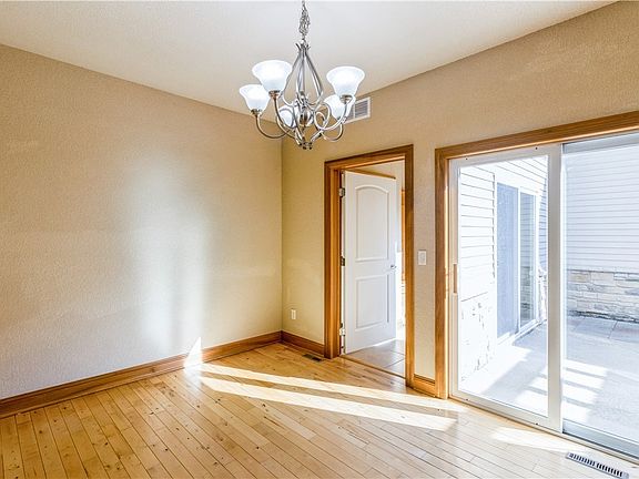 3rd image of 6270 Beechtree Dr #19103