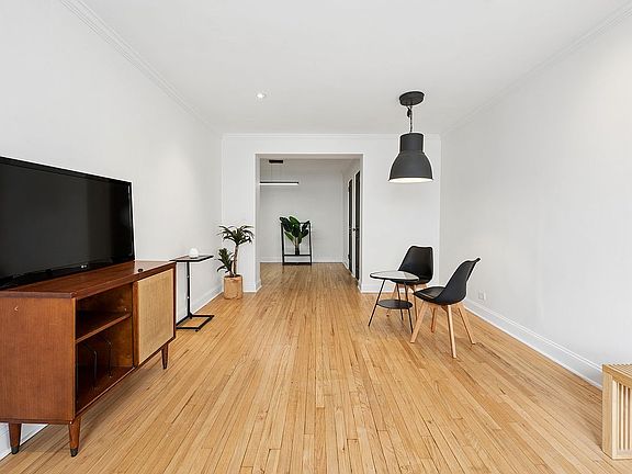 5th image of 340 Haven Ave APT 3A