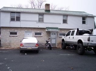 20 Loop Rd APT B1, Lititz, PA 17543