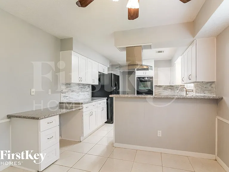 20127 Pinehurst Trail Dr — Photo 6