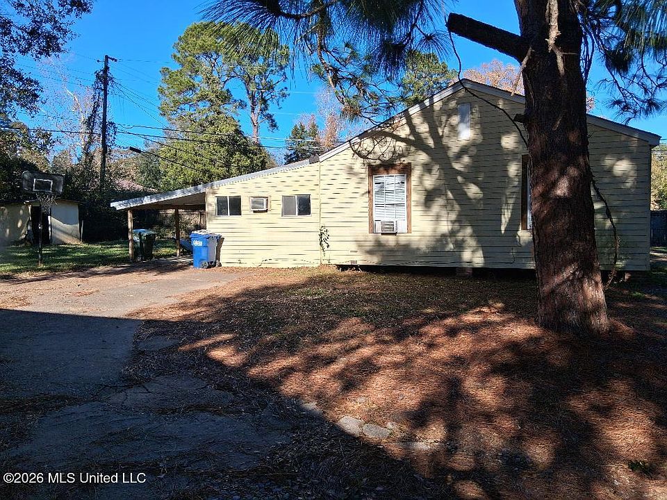 2nd image of 1204 Westwood Rd