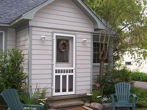 4th image of 803 W Fitch St #9
