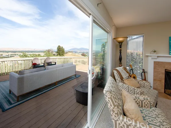 2617 Star Tree Ct, Martinez, CA 94553