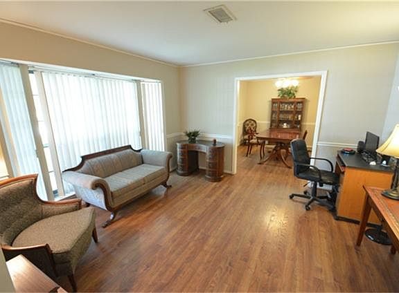 3rd image of 5250 Kingfisher Dr