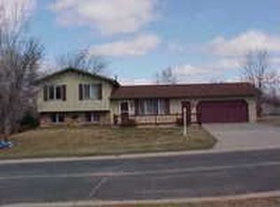 105 8th St NE, Mantorville, MN 55920
