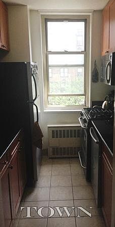 1st image of 154 E 29th St APT 4D