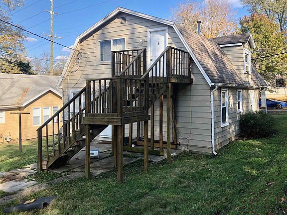 2nd image of 939-939-943.5 N Jackson St #943