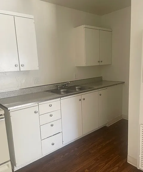 3855 Cedar St #3 — Photo 8