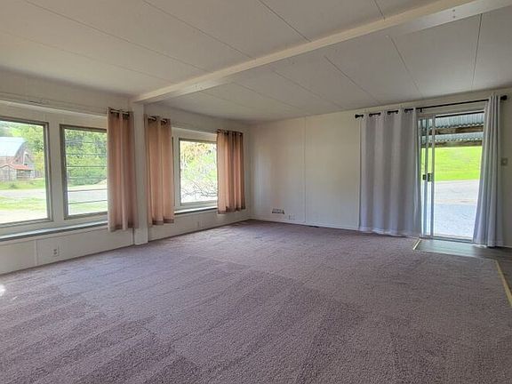 2nd image of 3100 Novato Blvd #A