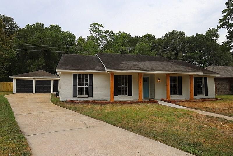 1st image of 1734 Hollyberry Dr