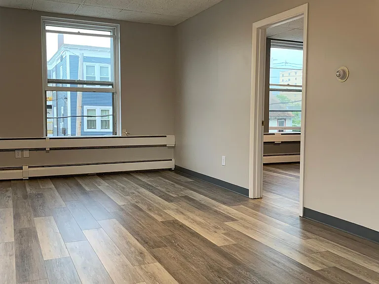 32 Chestnut St #25 — Photo 11