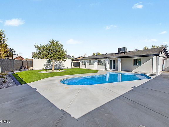 3rd image of 6340 W AVALON Drive