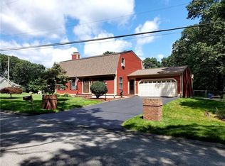 1066 Central Ave, Johnston, RI 02919