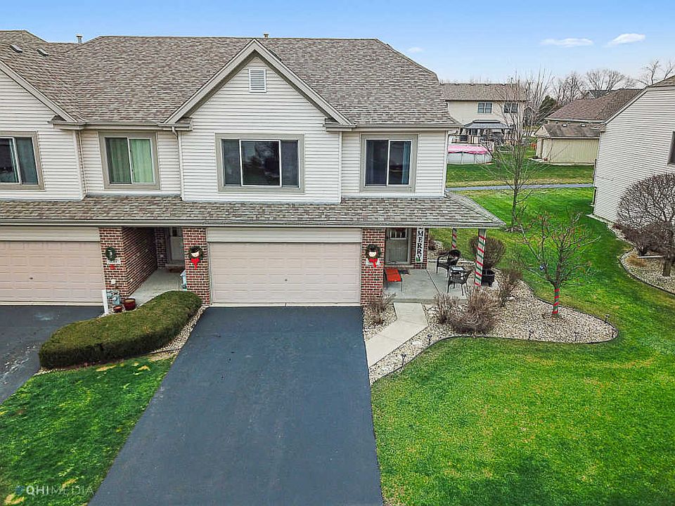 1st image of 8319 W Chestnut Ct