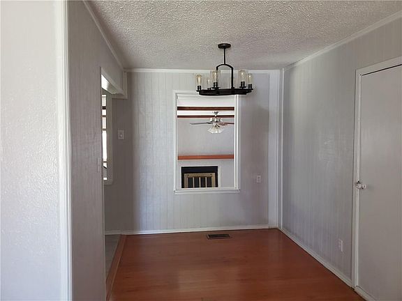 2nd image of 1132 SW 56th St