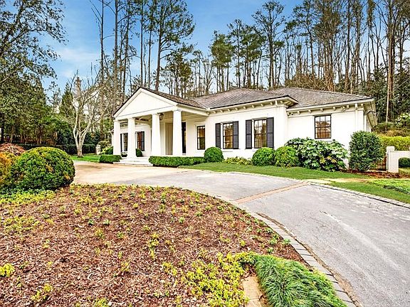 3rd image of 328 King Rd NW