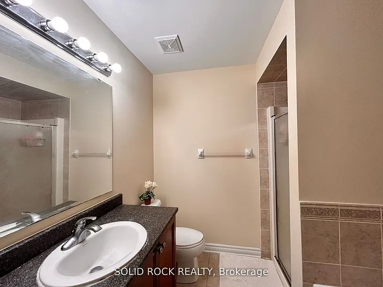 66 Madelon Dr — Photo 26
