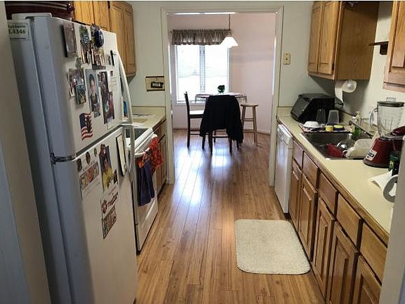 5th image of 264 Sage Valley Cir #B
