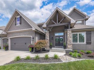 1217 Lakecrest Cir, Raymore, MO 64083