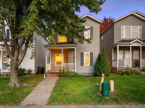 1240 Shannon Dr, Iowa City, IA 52246