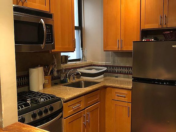 5th image of 211 W 88th St APT 4C