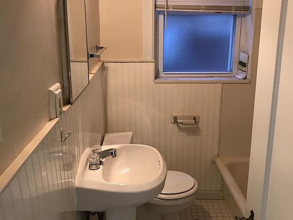 5th image of 4133 Potomac St