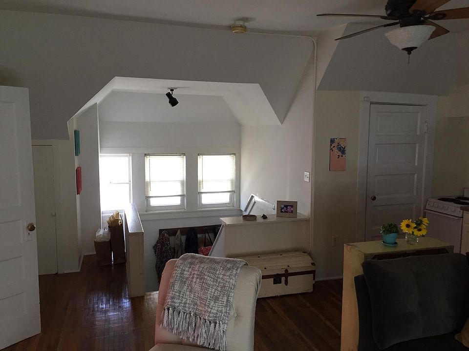 2nd image of 201 Cleveland Ave #3
