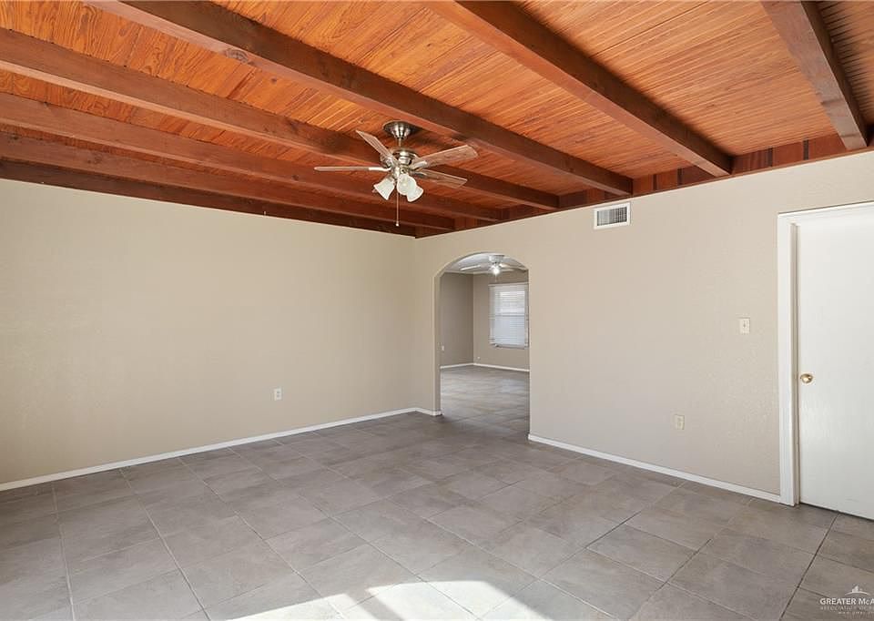 1615 N 6th St Mcallen TX 78501 Zillow