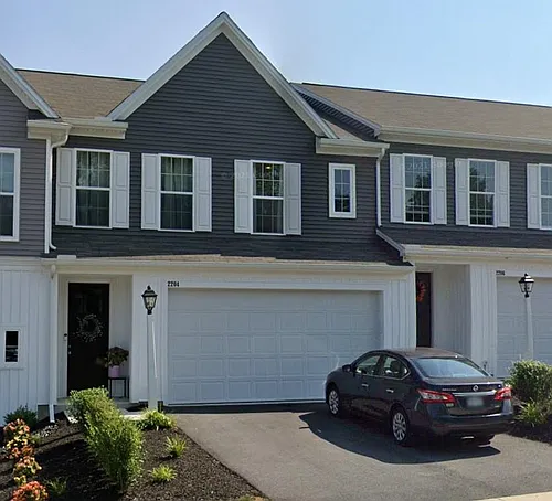 2204 Red Fox Dr Photo 1