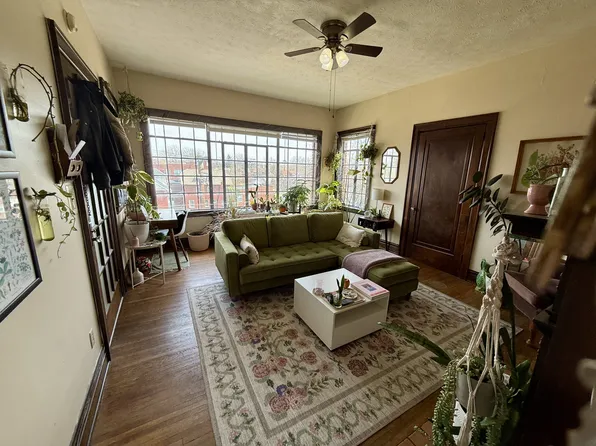 1029 10th St APT 12, Huntington, WV 25701