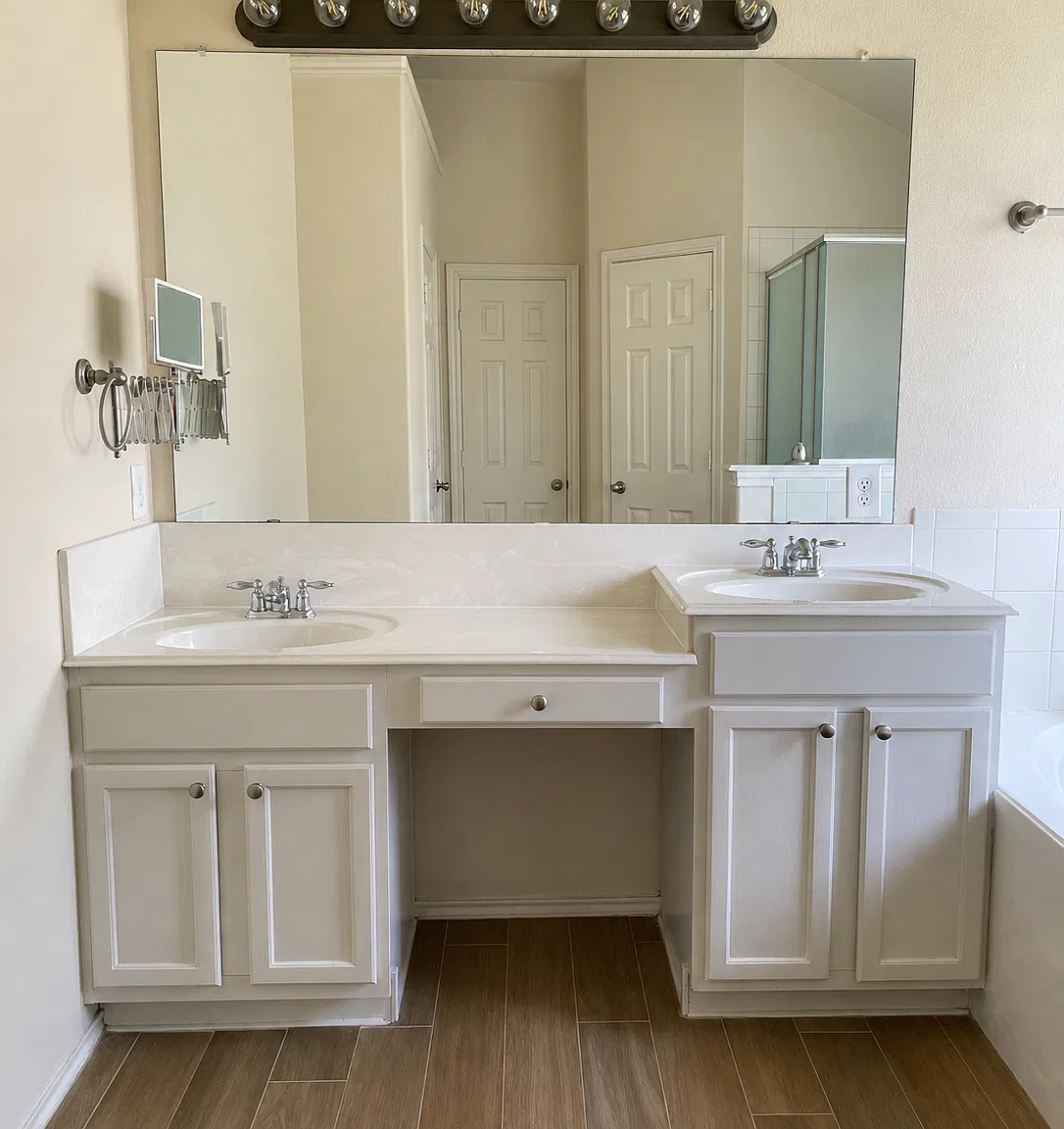 4 bed, 2142 sqft, $2,200 — Photo 3