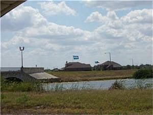5th image of 294 W Bend Dr