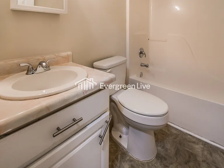 1000 Hamilton Place Cir — Photo 10
