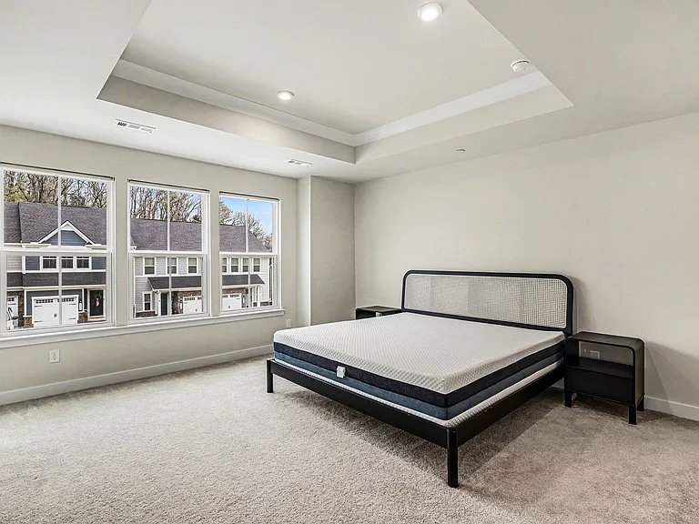 1049 Mountain View Dr — Photo 22