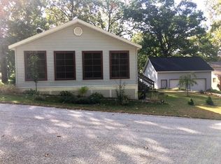 6285 E North Dr, Knox, IN 46534