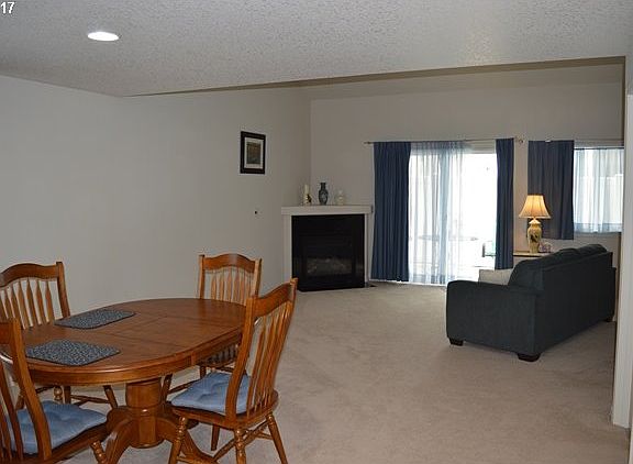 3rd image of 8018 NE 38th Ave