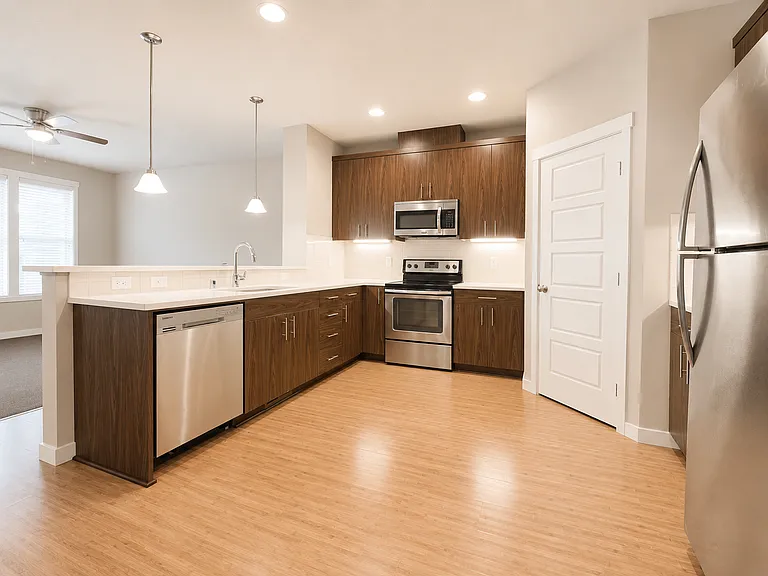 7214 Hayworth Ave NE — Photo 6