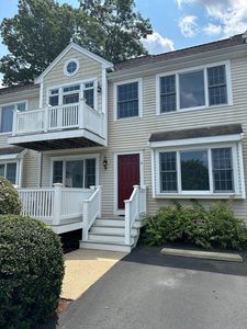 235 Carver Rd APT 8, Plymouth, MA, 02360