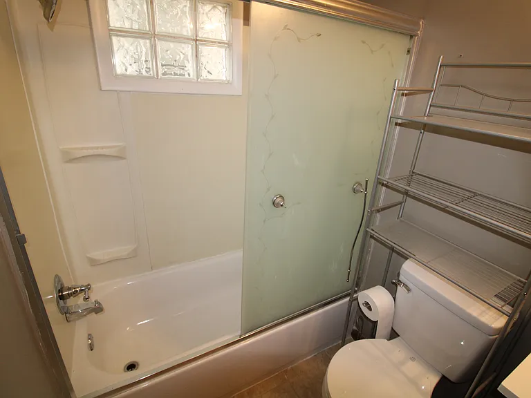 218 Alexander Ave #APART1 — Photo 36