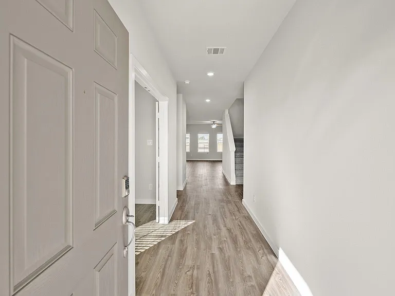 25192 Leather Leaf Ct — Photo 3