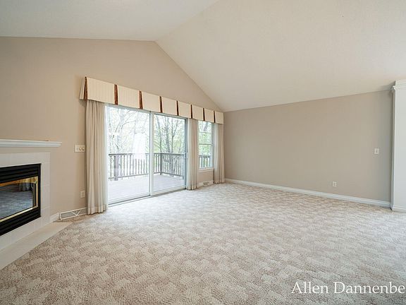 5th image of 845 Bluff Creek Dr