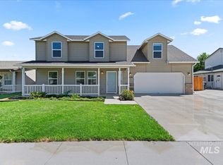 1916 N Duck Hawk Ave, Kuna, ID 83634