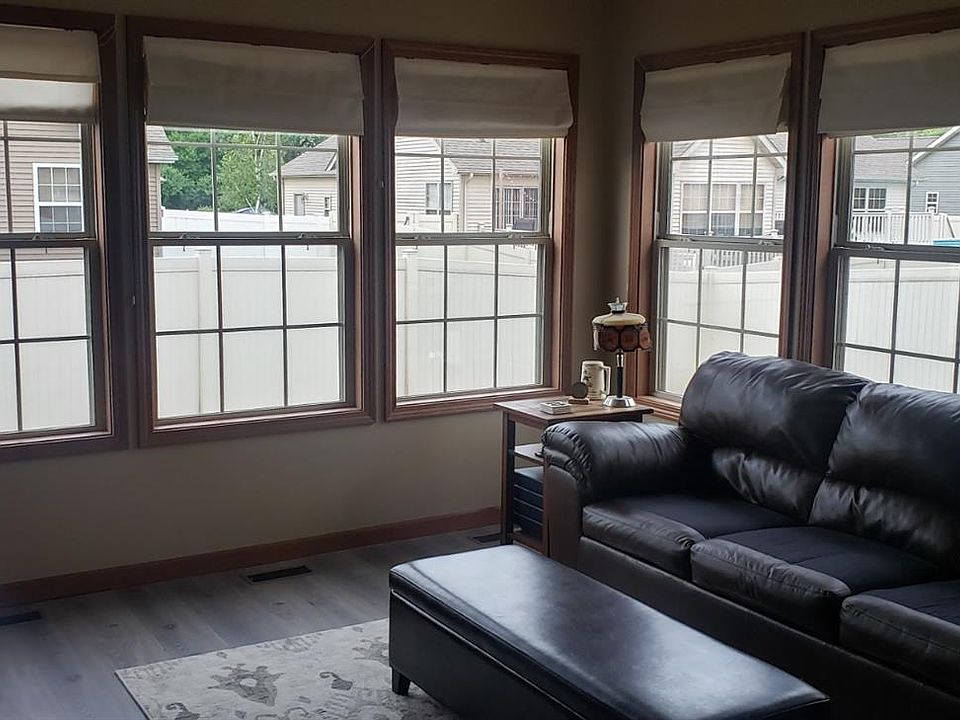 2nd image of 1746 Elderberry Cir SE